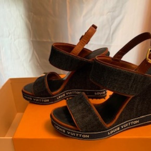 Louis Vuitton Croisiere Wedge Sandal - Picture 3 of 5
